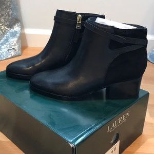 NWOT!! Ralph Lauren small heel black booties